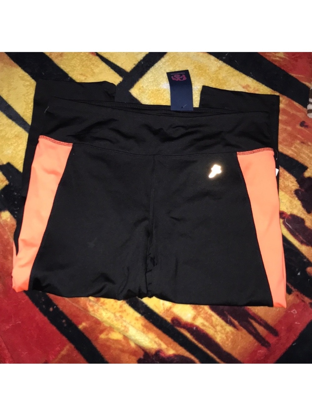 Twist large Black & orange Active Performance leggings New